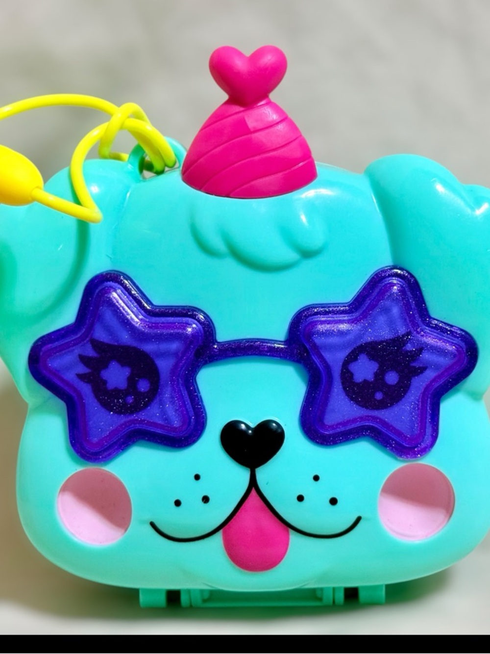 2023 Polly Pocket Doggy Birthday Bash Compact w/ Dolls Pets HKV30